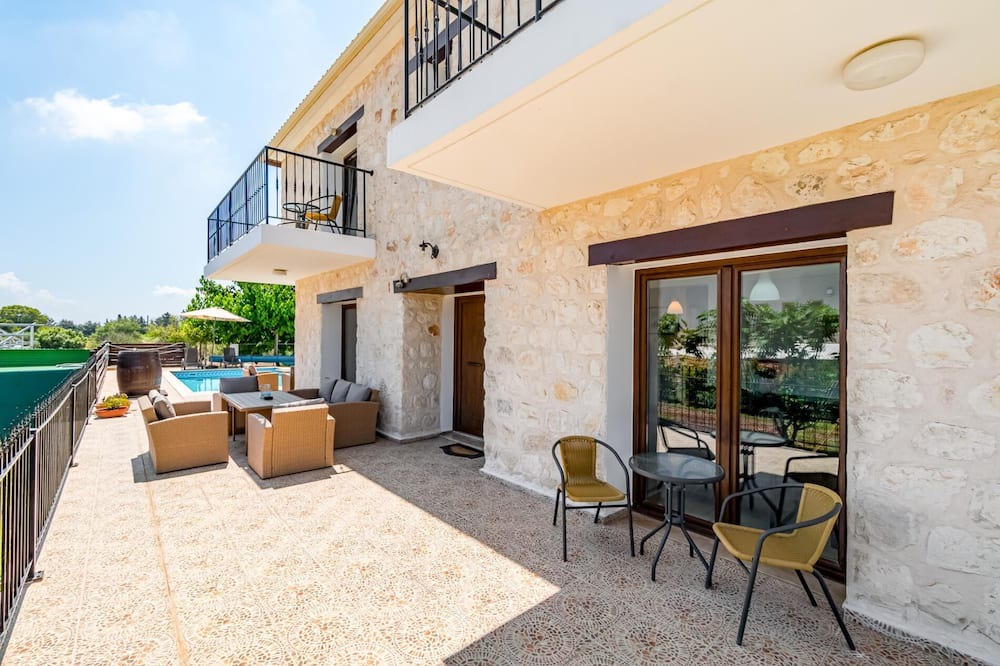 Photo of Patio Balcony in Droushia