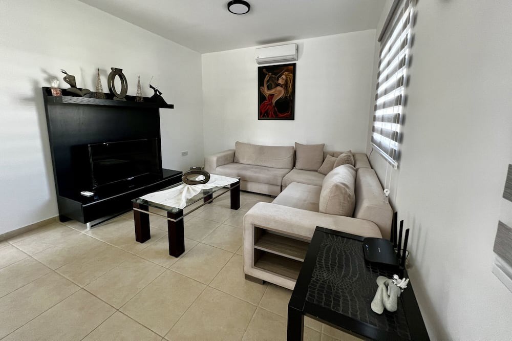 Photo of Bedroom in Karavas