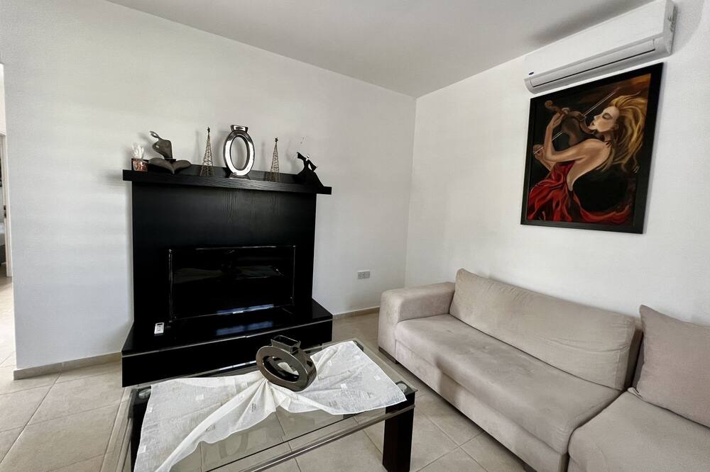 Photo of Bedroom in Karavas