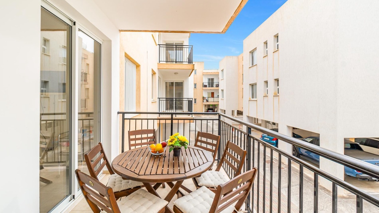 Photo of Outdoor in Polis