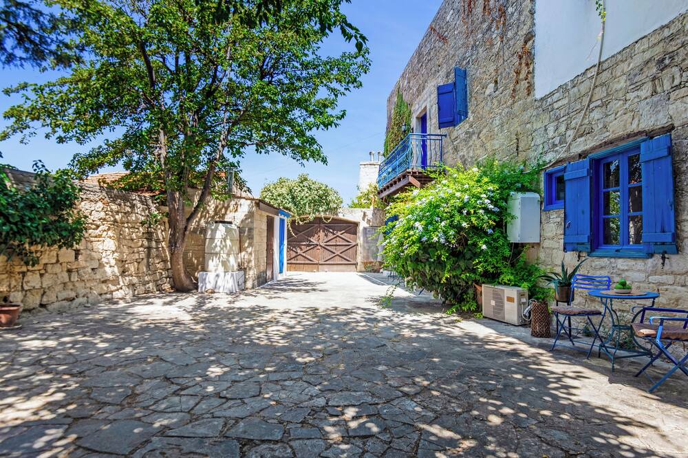 Photo of Outdoor in Arsos