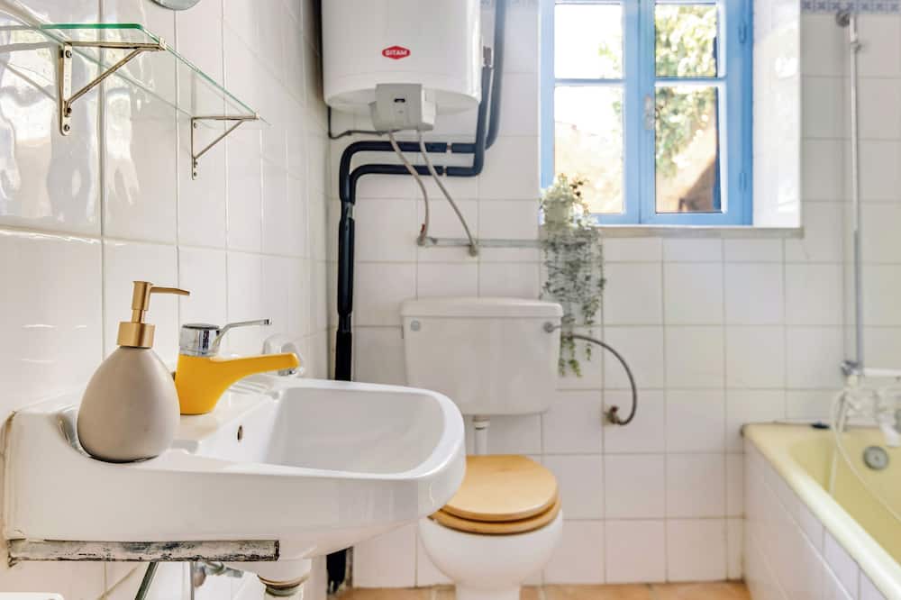 Photo of Bathroom in Arsos