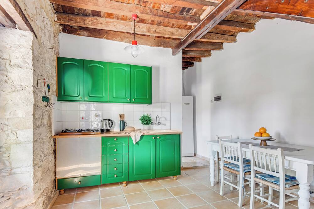 Photo of Kitchen in Arsos