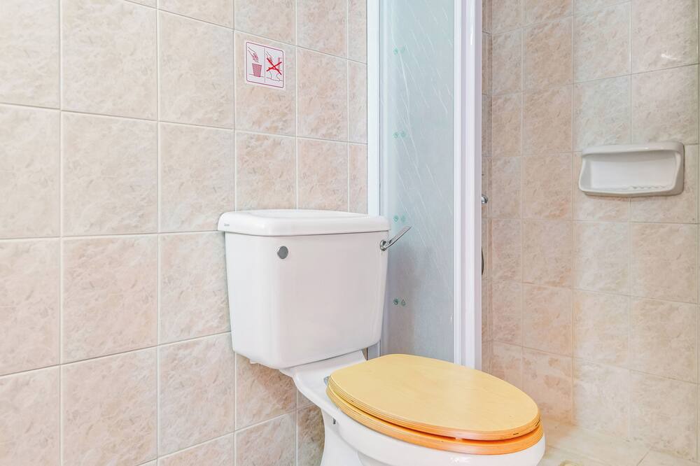 Photo of Bathroom in Arsos