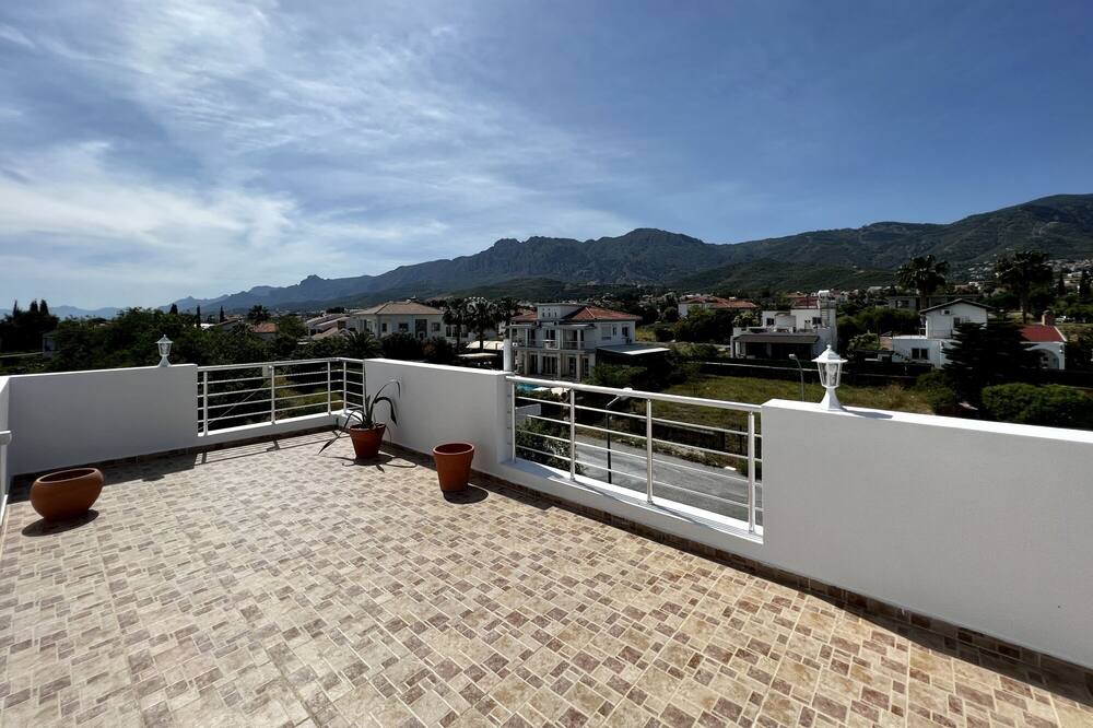 Photo of Outdoor in Karavas
