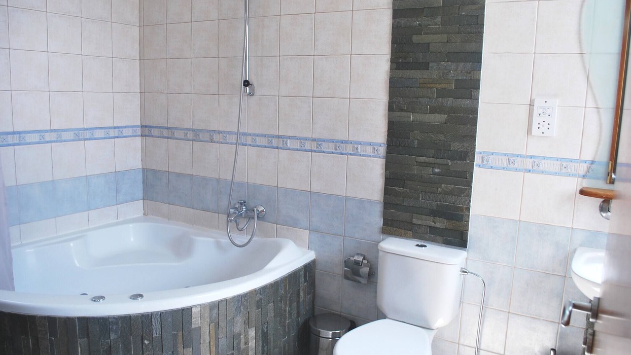 Photo of Bathroom in Kissonerga