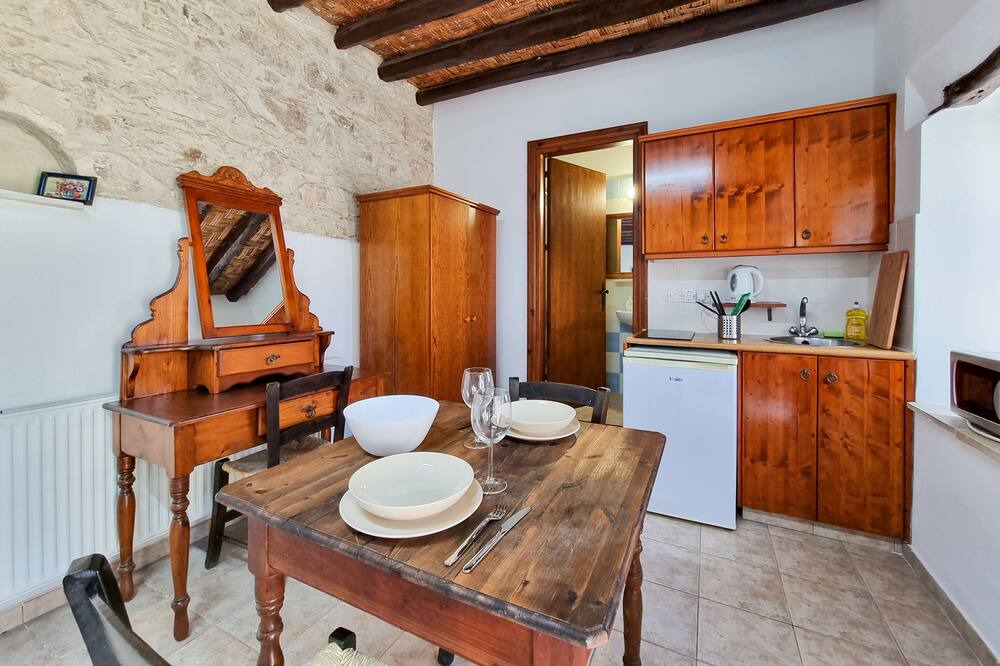 Photo of Kitchen in Skarinou