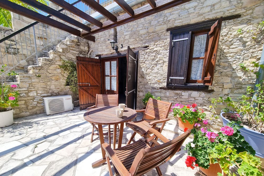 Photo of Patio Balcony in Skarinou