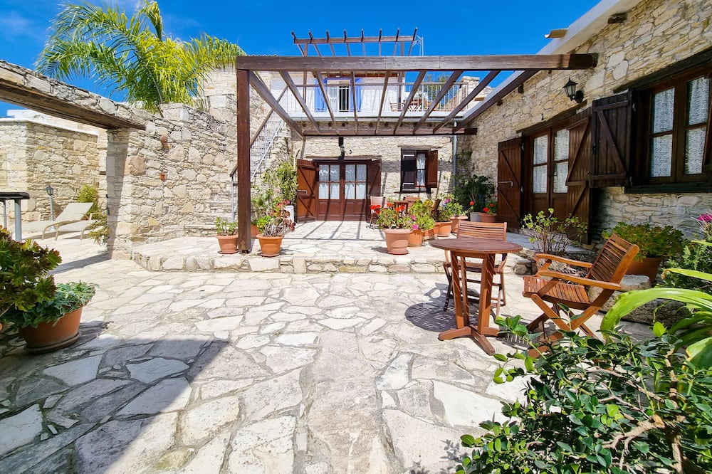 Photo of Patio Balcony in Skarinou