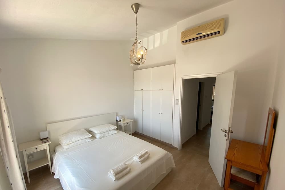 Photo of Bathroom in Chlorakas