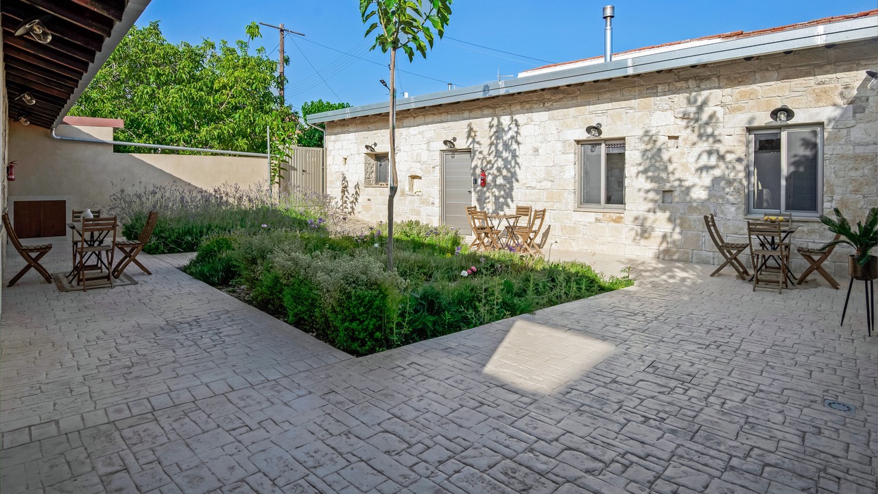 Photo of Patio Balcony in Vasa Koilaniou