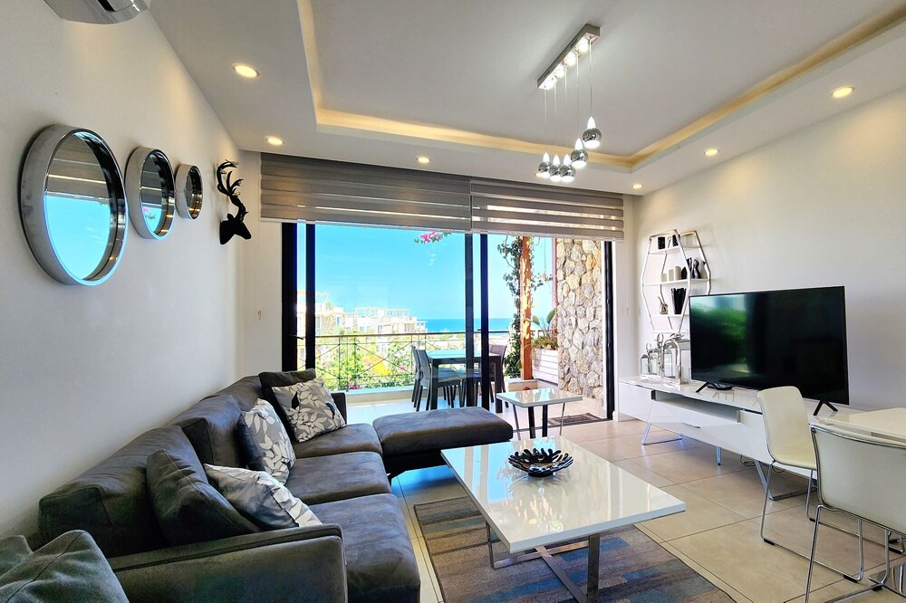 Photo of Livingroom in Bahceli