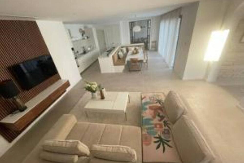 Photo of Livingroom in Old Town