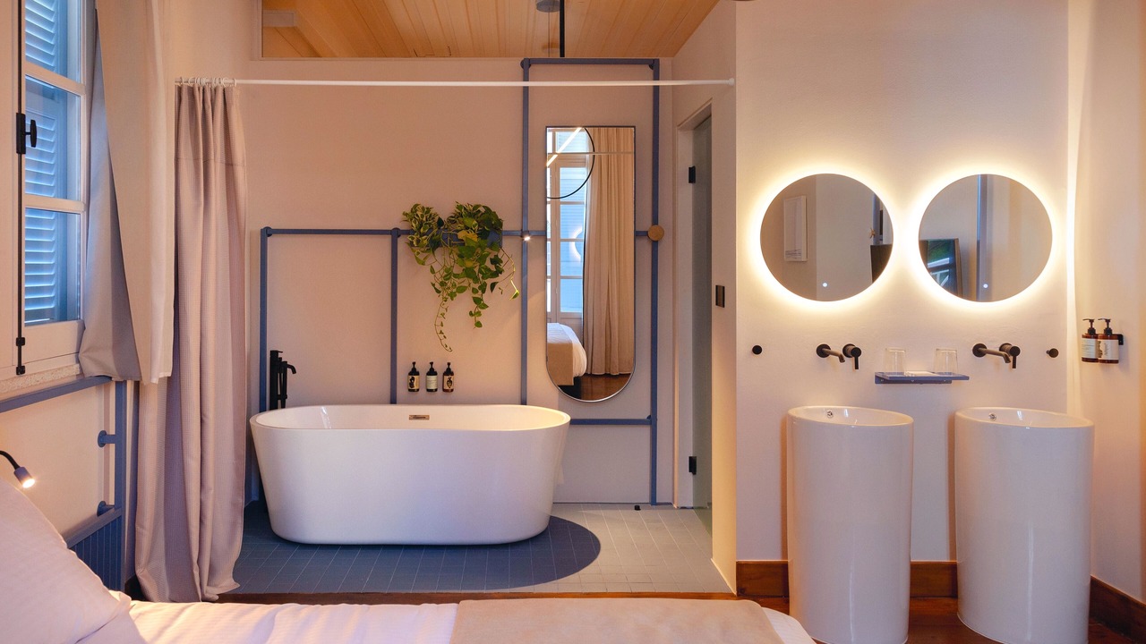 Photo of Bathroom in Historical Center