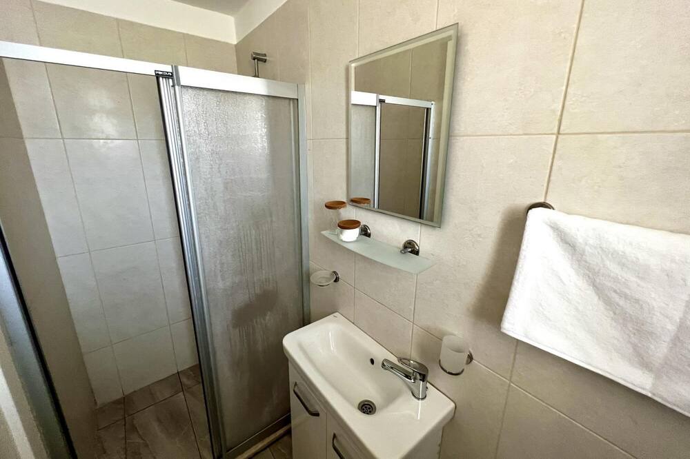 Photo of Bathroom in Kyrenia