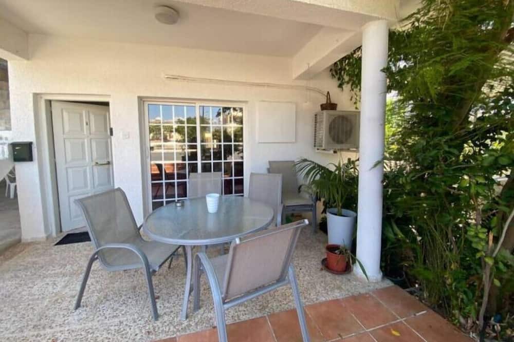 Photo of Patio Balcony in Anarvagos