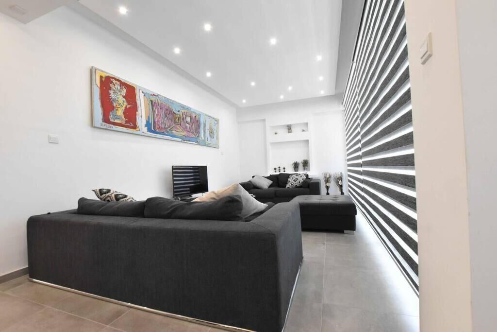 Photo of Livingroom in Ayios Dhometios