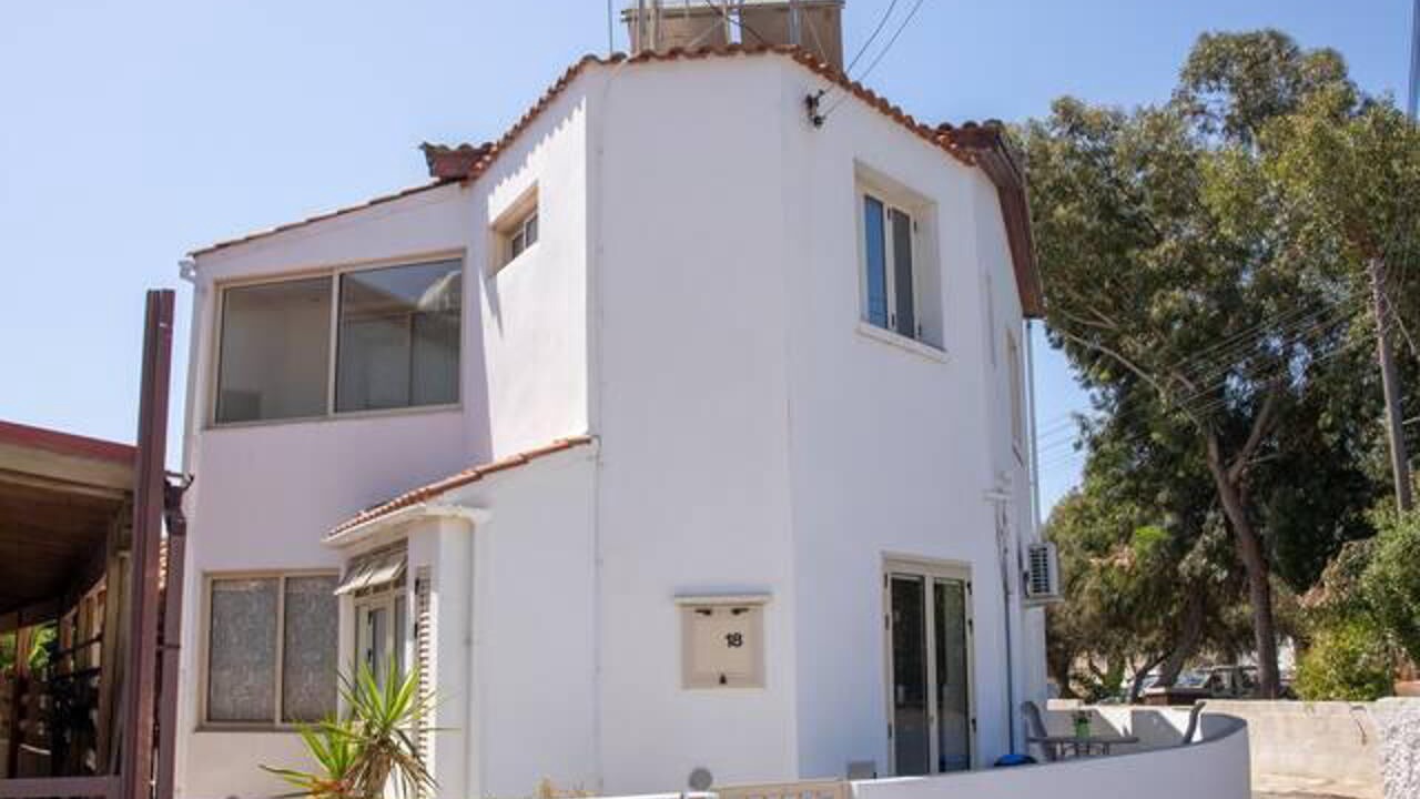 Photo of Outdoor in Meneou