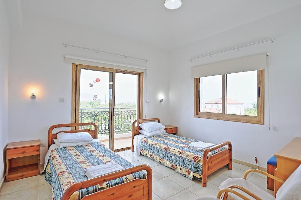 Photo of Bedroom in Latchi