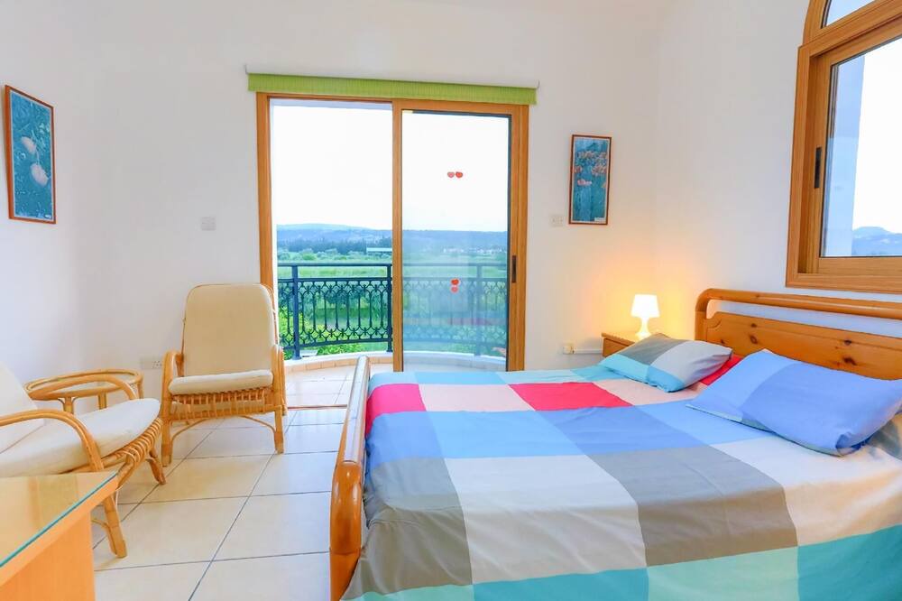 Photo of Bedroom in Latchi