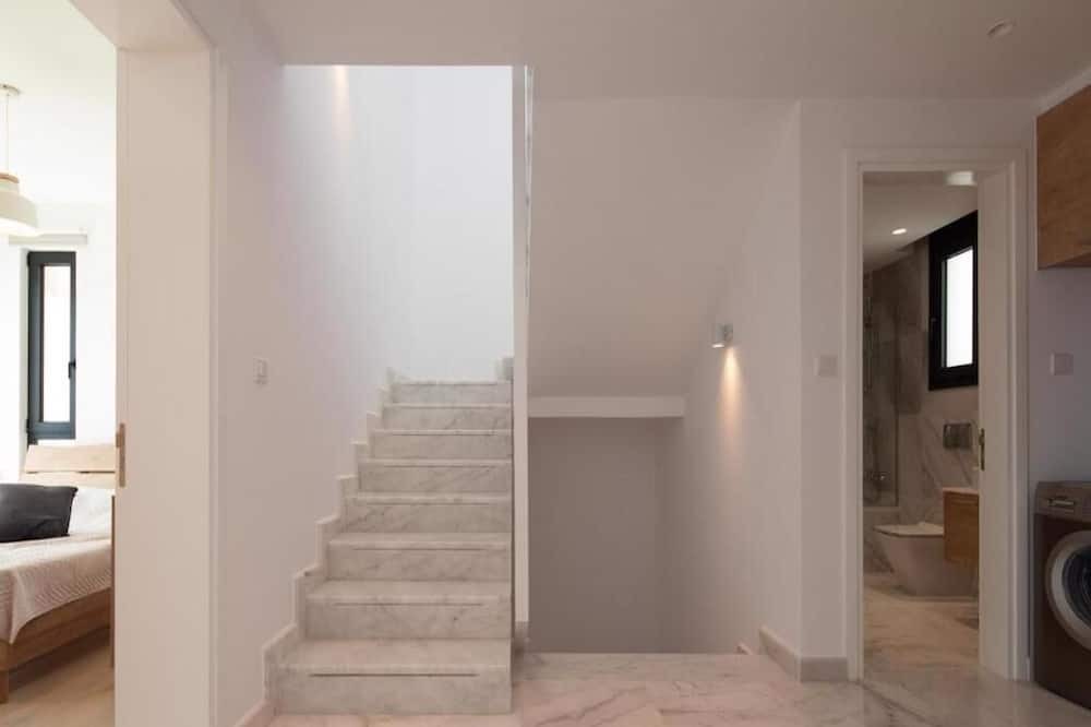 Photo of Bedroom in Emba