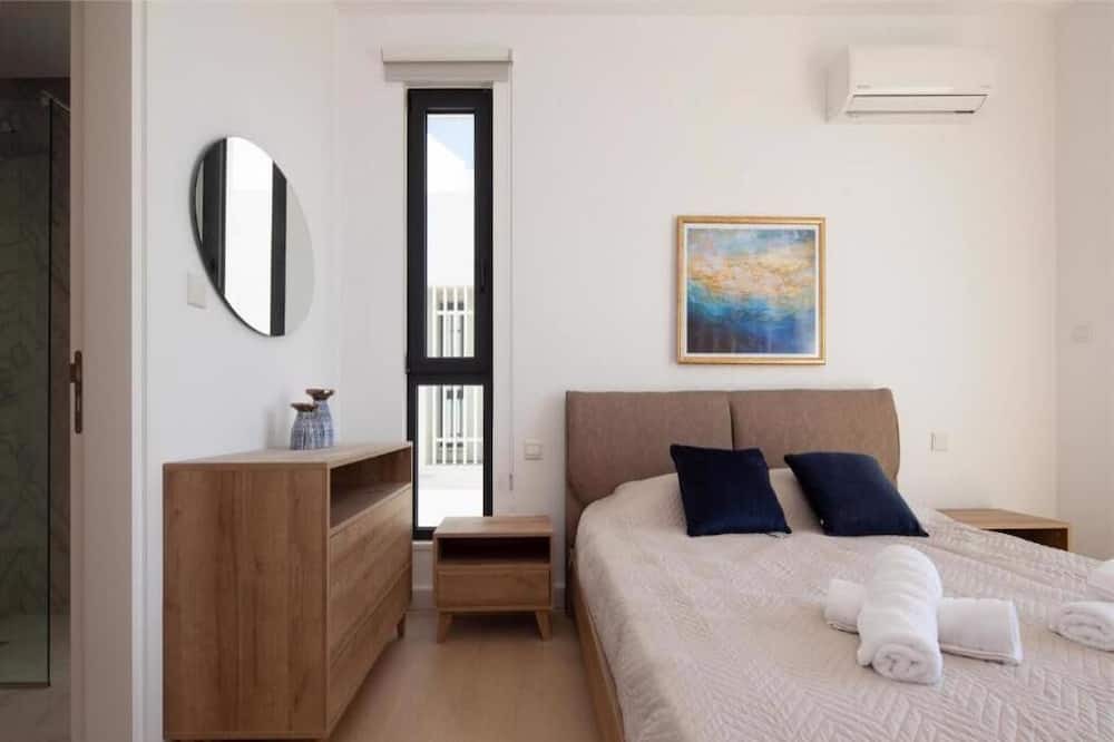 Photo of Bedroom in Emba