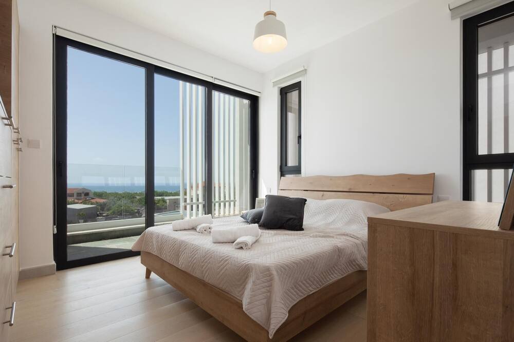 Photo of Bedroom in Emba
