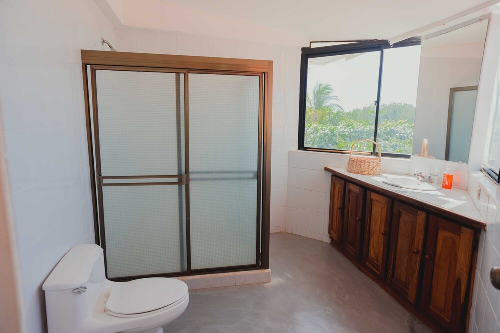 Photo of Bathroom in Pochomil