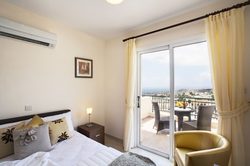 Photo of Bedroom in Peyia Town
