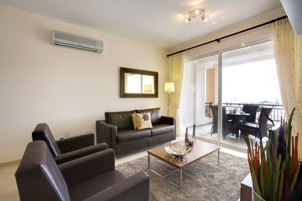 Photo of Bedroom in Peyia Town