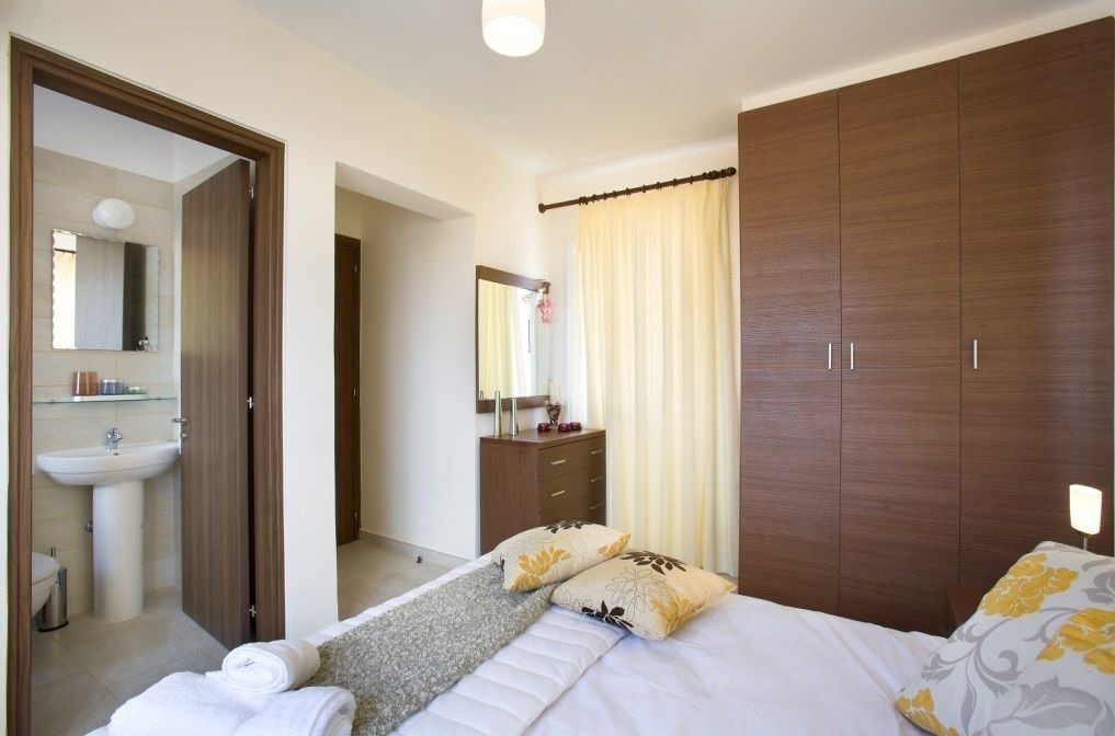 Photo of Bedroom in Peyia Town