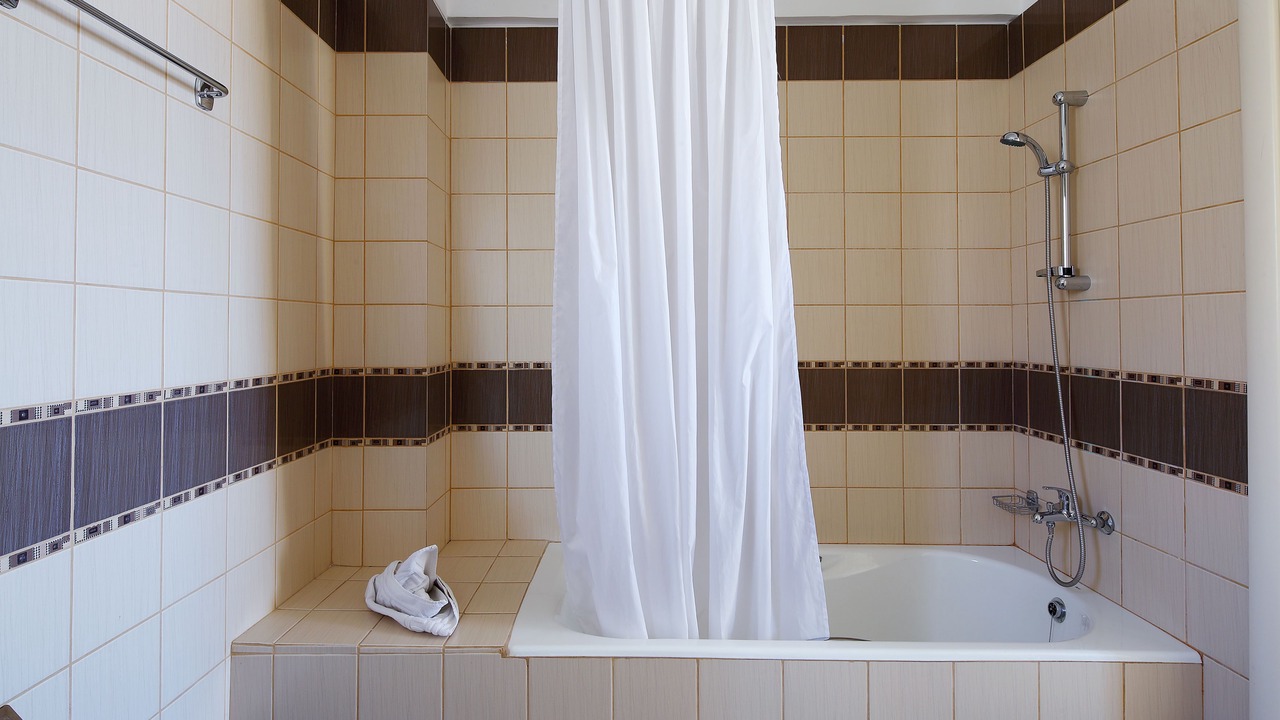 Photo of Bedroom in Emba