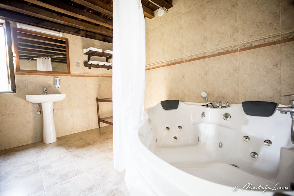 Photo of Bathroom in Potamitissa