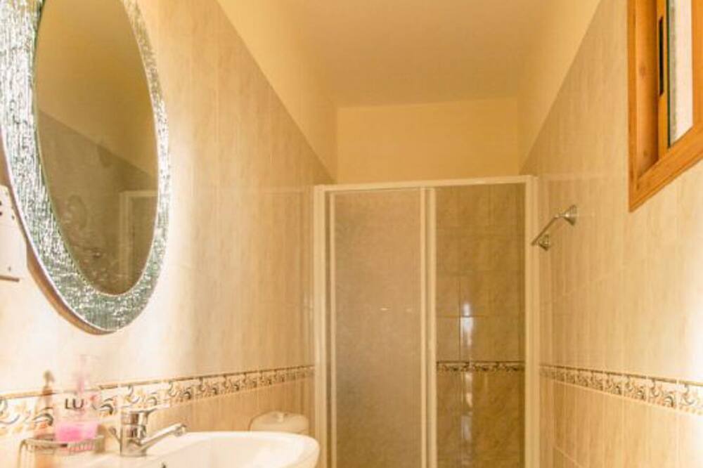 Photo of Bathroom in Polis