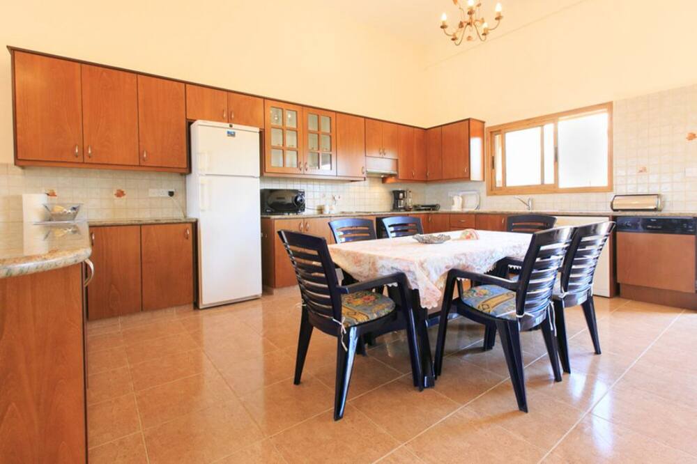 Photo of Kitchen in Polis