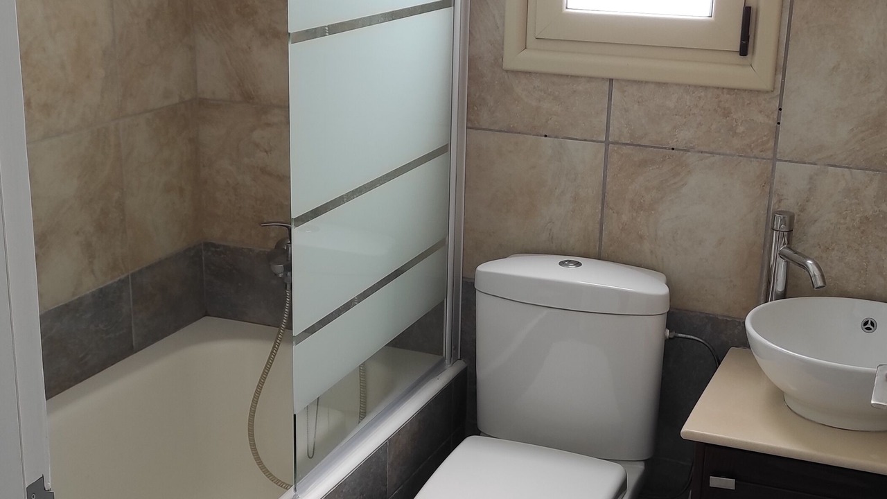 Photo of Bathroom in Kissonerga