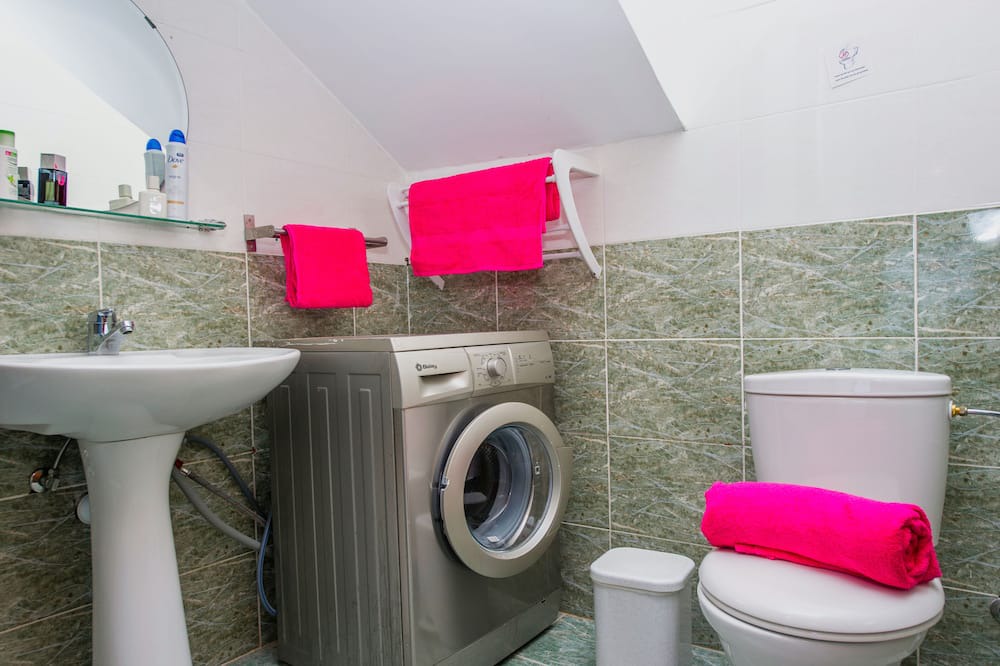 Photo of Bathroom in Argaka