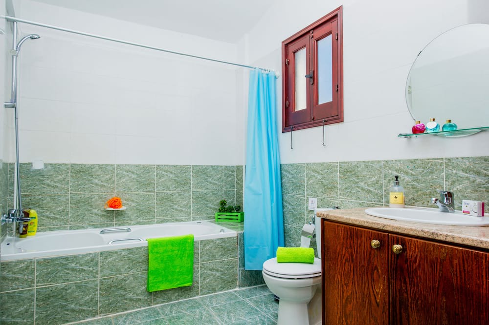 Photo of Bathroom in Argaka