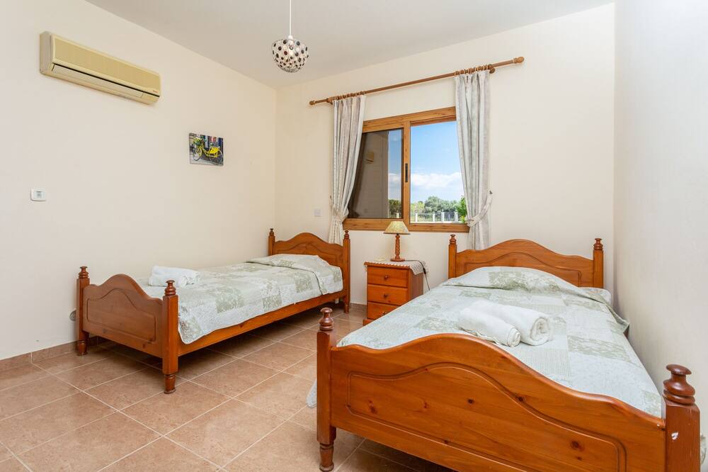 Photo of Bedroom in Polis