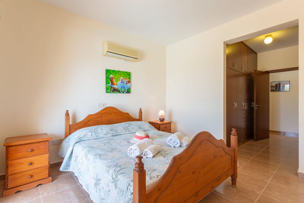 Photo of Bedroom in Polis