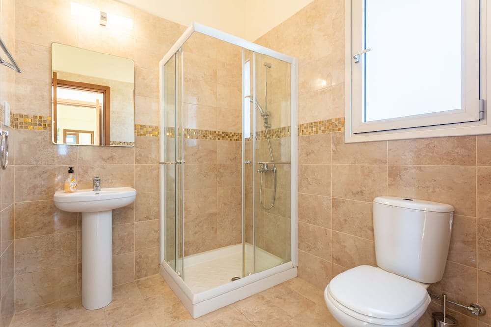 Photo of Bathroom in Polis