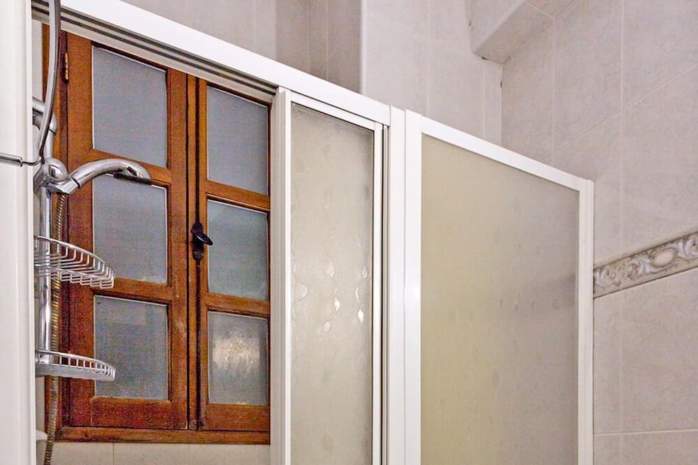 Photo of Bathroom in Peristerona