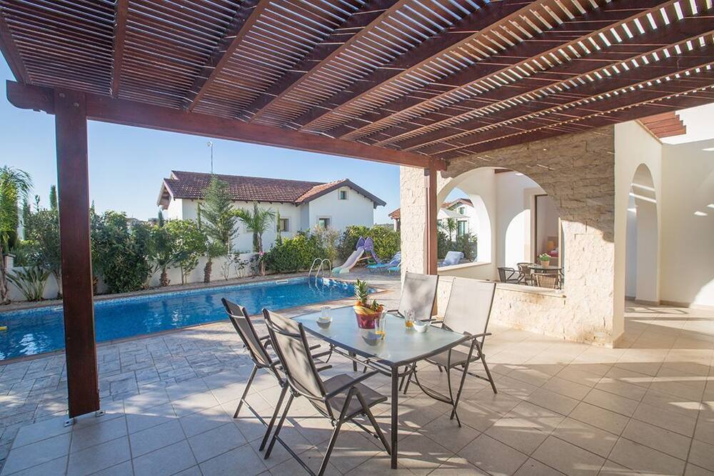 Photo of Patio Balcony in Ayia Thekla