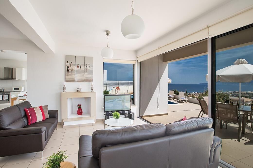Photo of Livingroom in Latchi