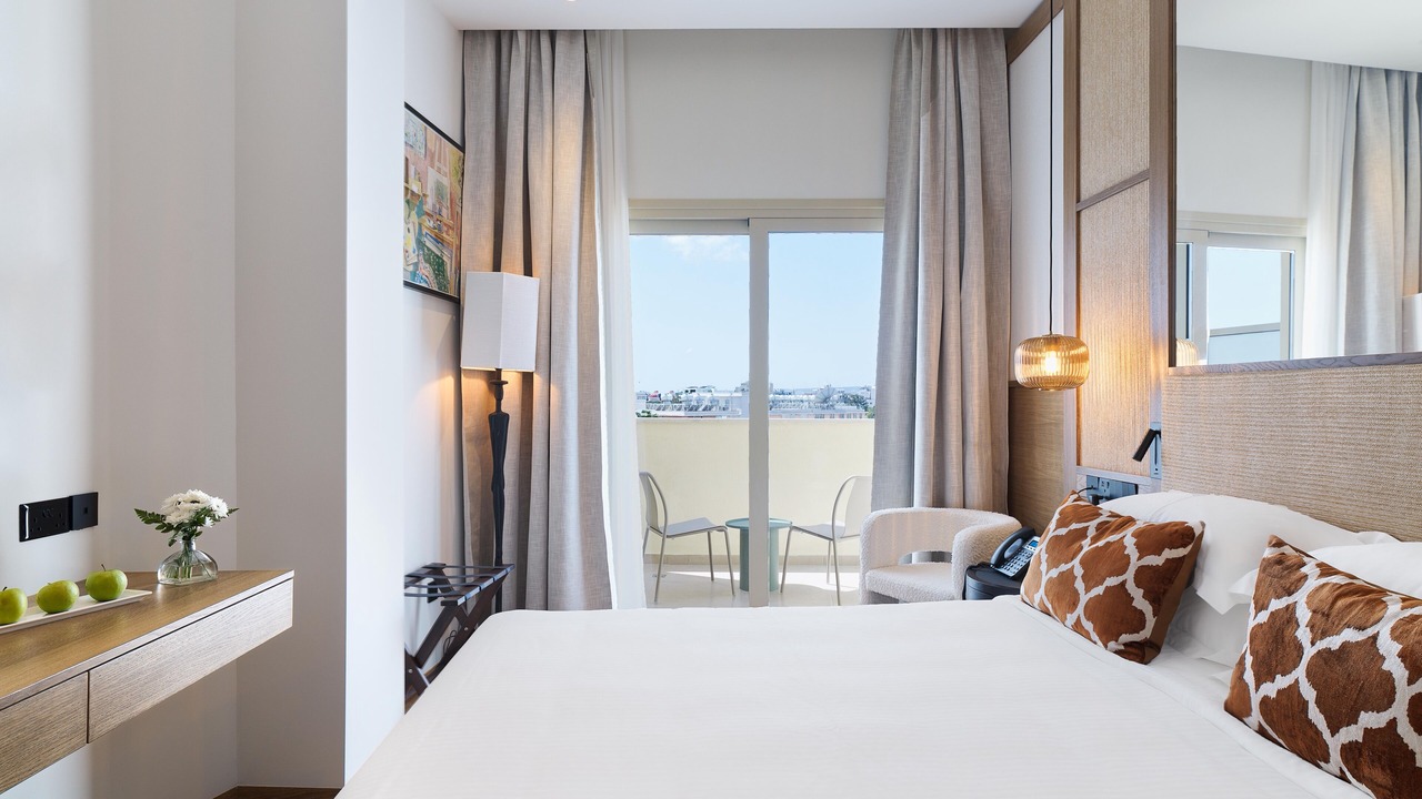 Photo of Bedroom in Larnaca City Centre