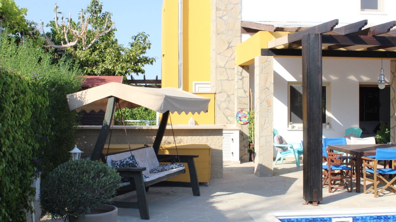 Photo of Outdoor in Pentakomo