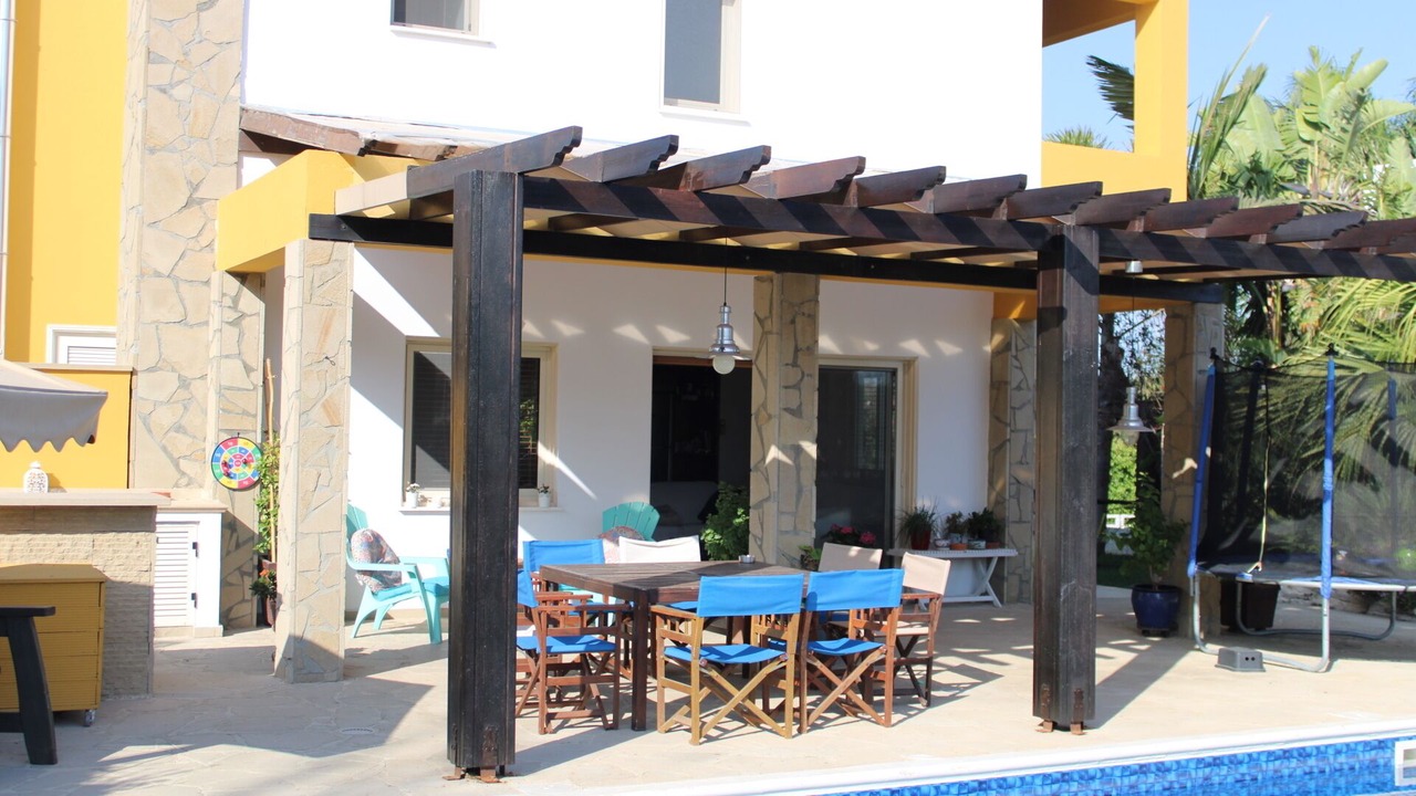 Photo of Outdoor in Pentakomo