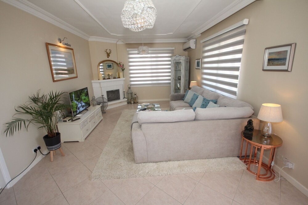 Photo of Livingroom in Kyrenia District