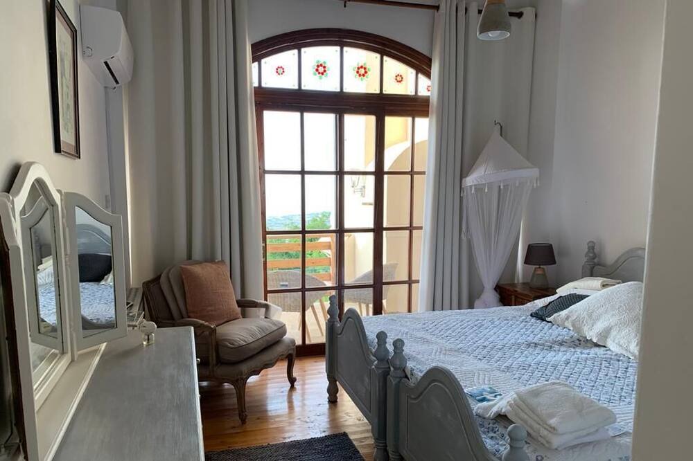 Photo of Bedroom in Droushia