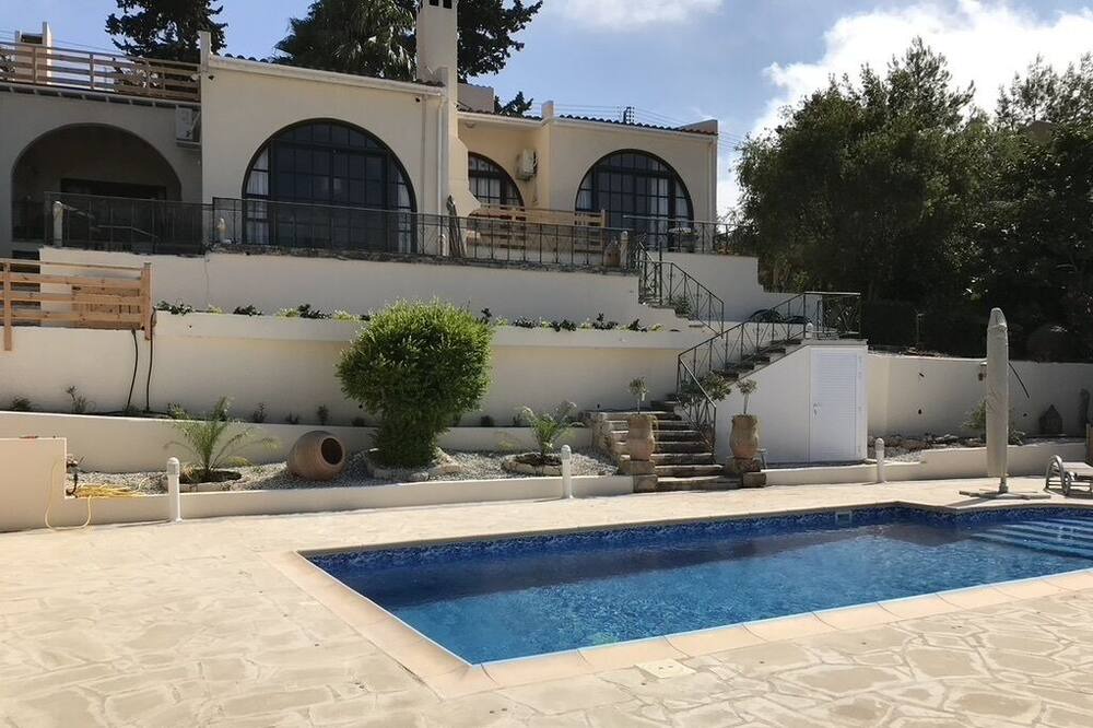 Photo of Outdoor in Droushia